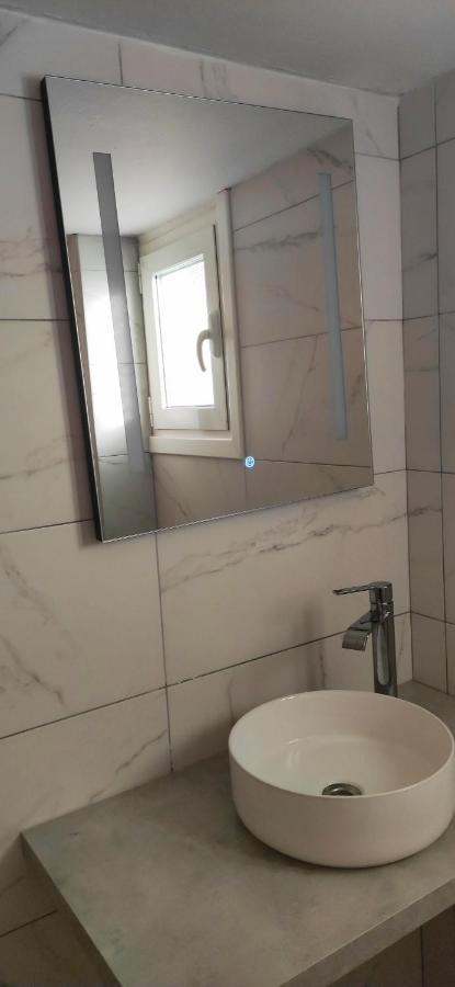 Nice Apartment Near City Center Athens Ngoại thất bức ảnh